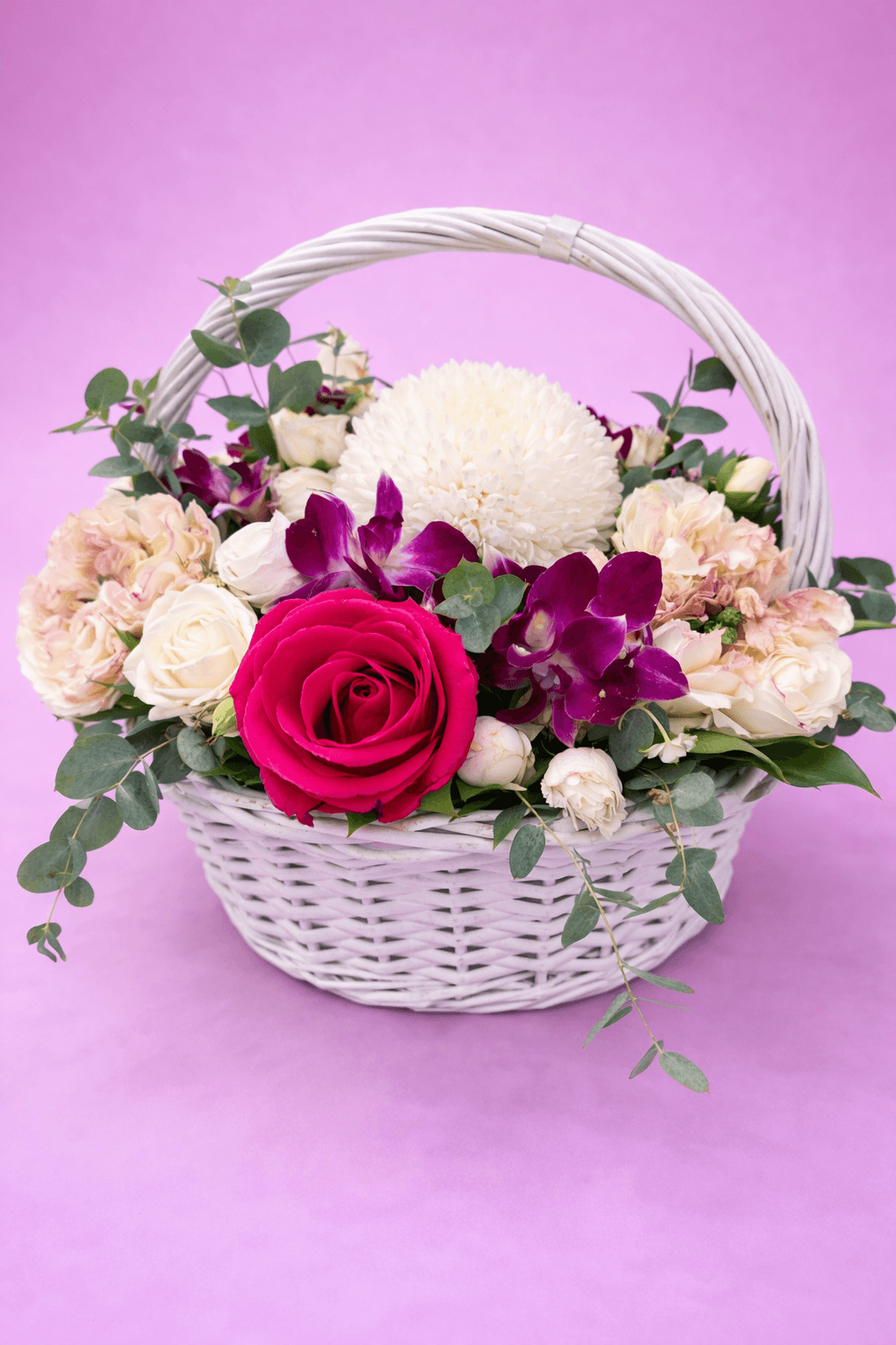 Букет Корзина из свежих цветов — купить с доставкой